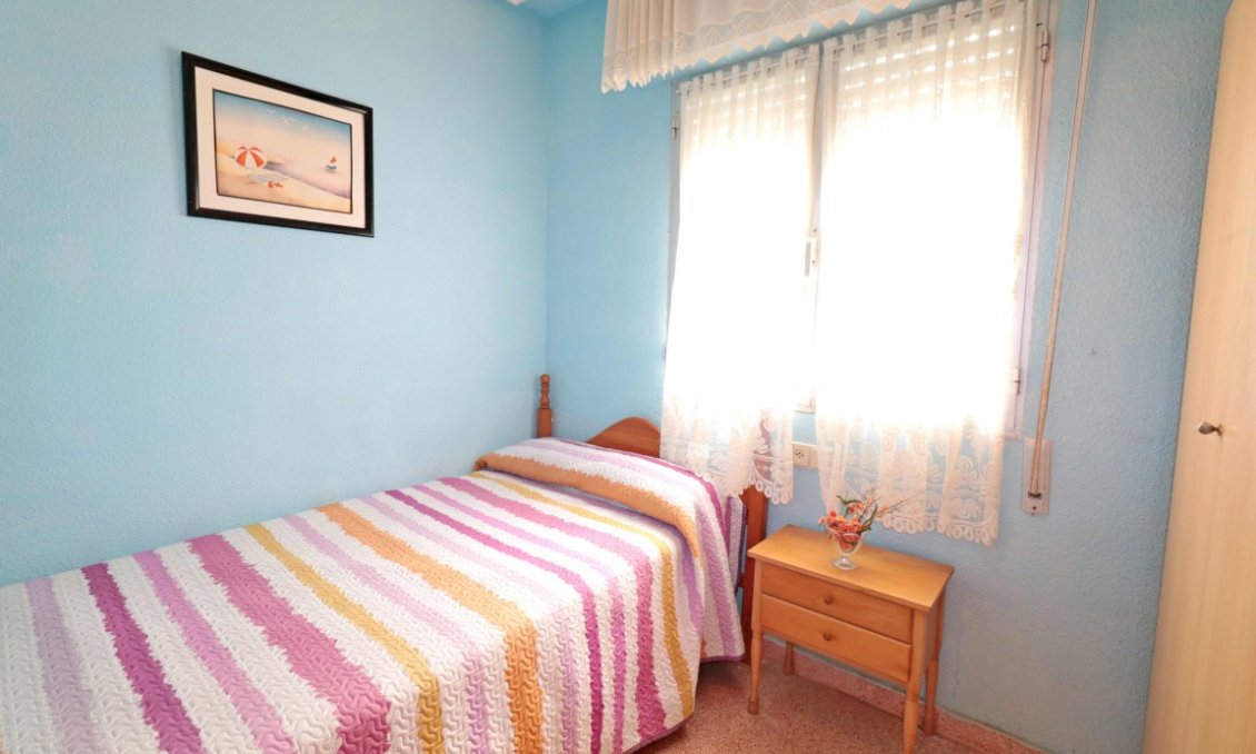 Segunda mano - Apartamento -
Playa Del Acequion - Costa Blanca