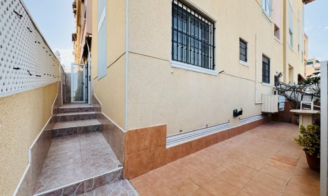 Segunda mano - Apartamento -
La Mata - Costa Blanca