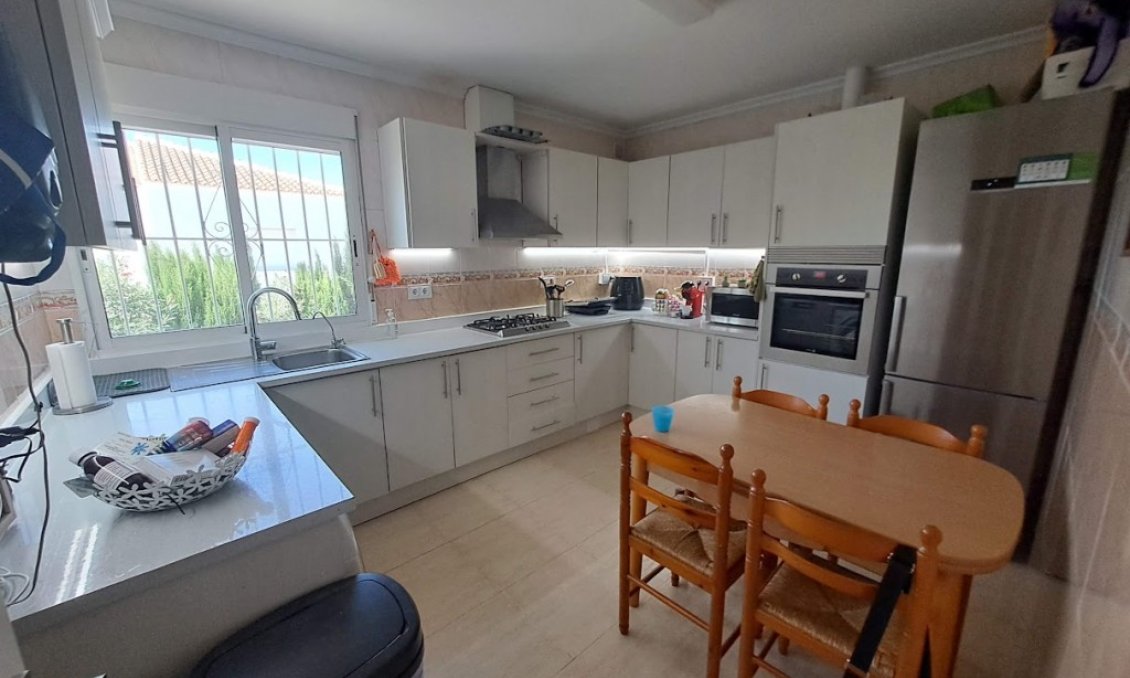 Segunda mano - Villa -
Dolores - Costa Blanca