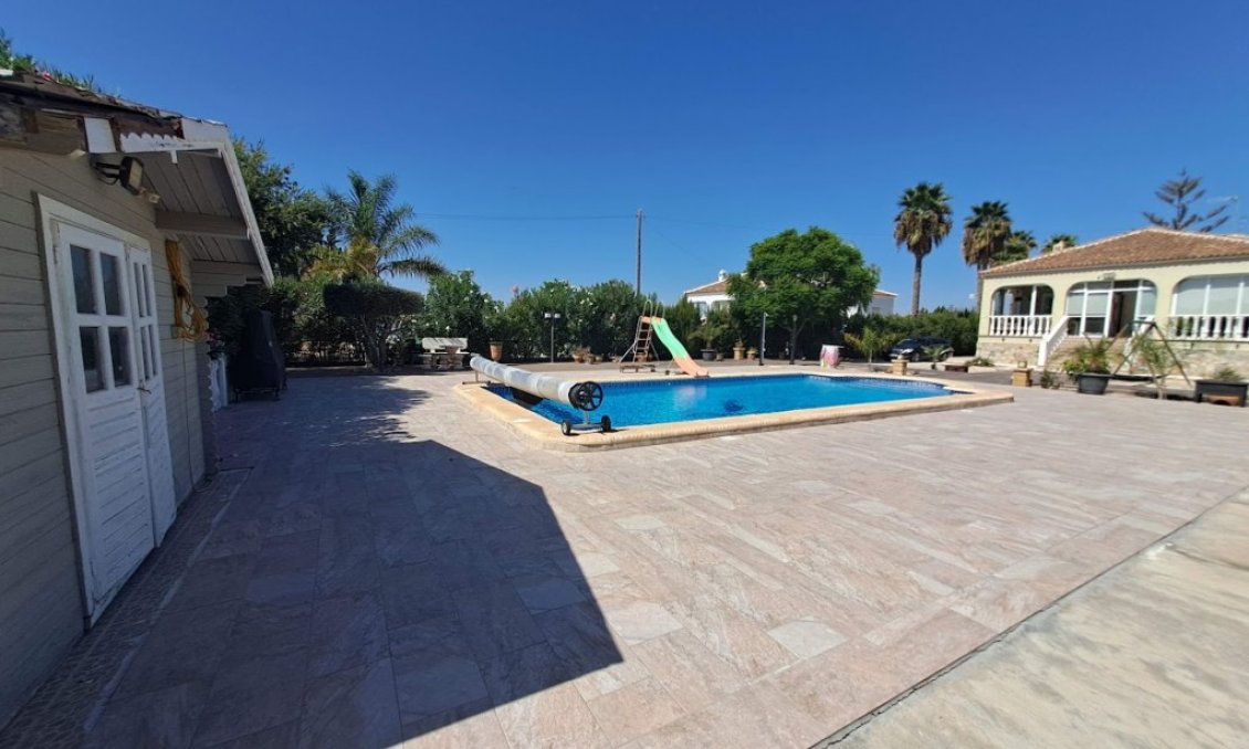Segunda mano - Villa -
Dolores - Costa Blanca
