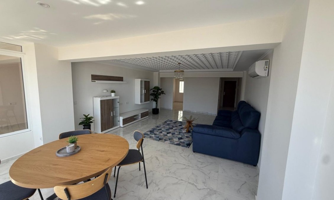 Segunda mano - Apartamento -
Playa Del Acequion - Costa Blanca
