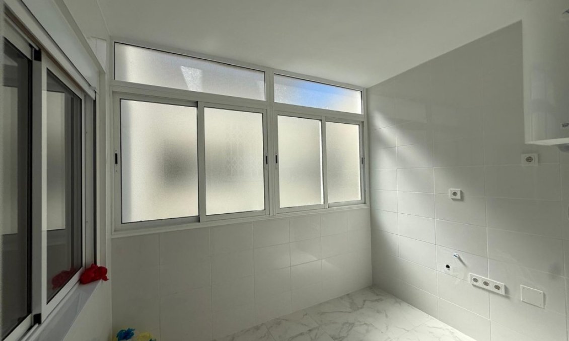 Segunda mano - Apartamento -
Playa Del Acequion - Costa Blanca
