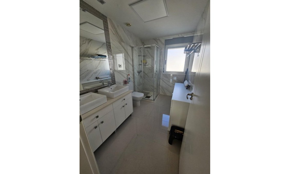 Segunda mano - Villa / Semi pareado -
Torrevieja - Costa Blanca