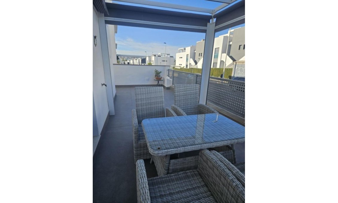 Segunda mano - Villa / Semi pareado -
Torrevieja - Costa Blanca