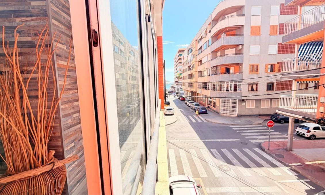 Segunda mano - Apartamento -
Torrevieja - Acequion