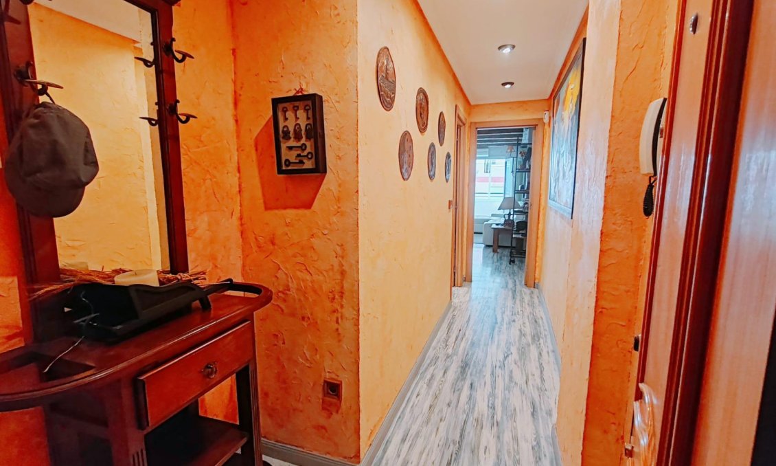 Segunda mano - Apartamento -
Torrevieja - Acequion
