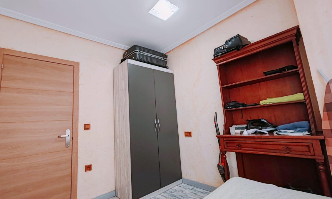 Segunda mano - Apartamento -
Torrevieja - Acequion