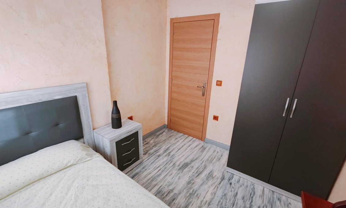 Segunda mano - Apartamento -
Torrevieja - Acequion