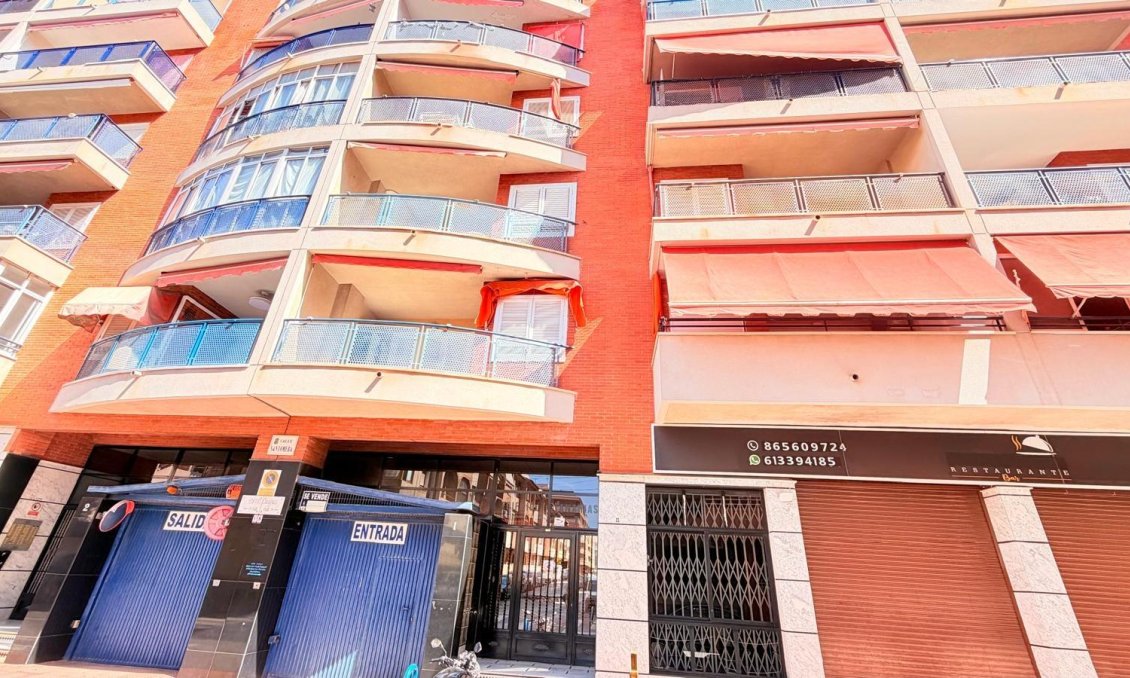 Segunda mano - Apartamento -
Torrevieja - Acequion