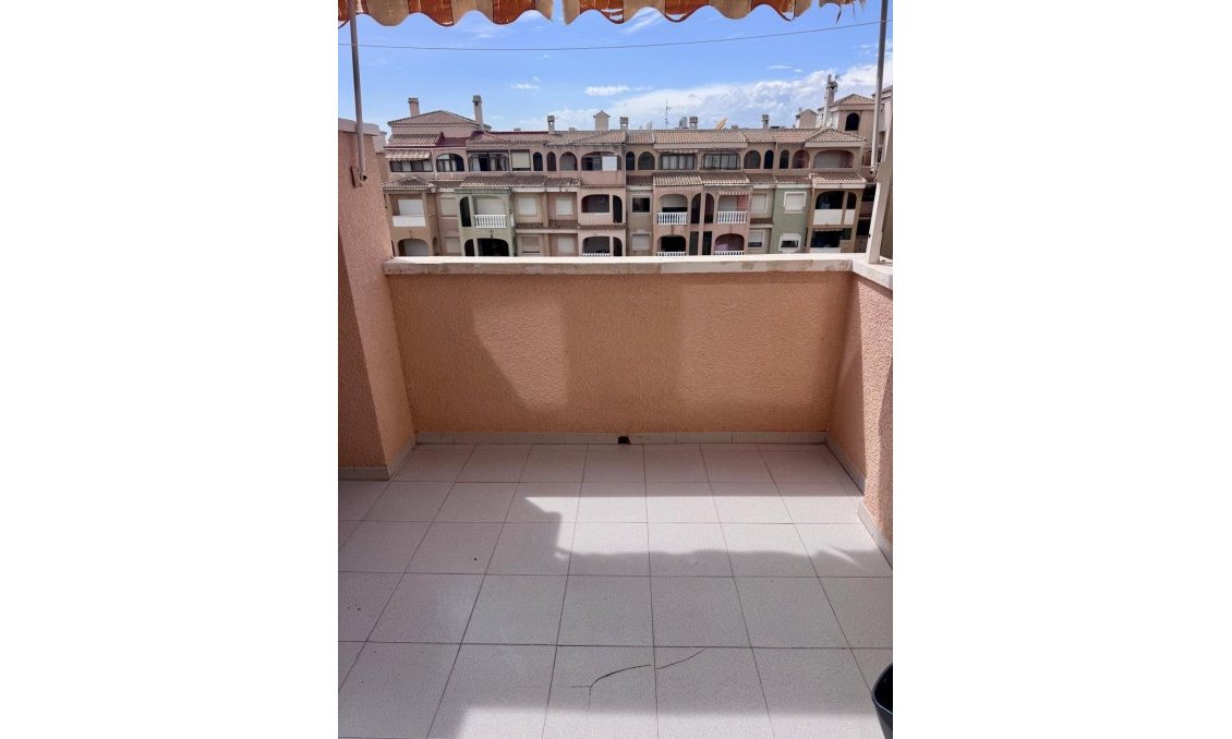 Segunda mano - Apartamento -
Torrevieja - PARQUE DE LAS NACIONES
