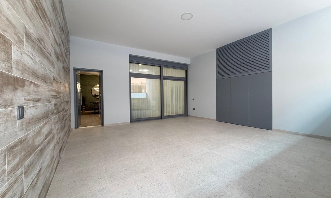 Revânzare - Apartament -
Torrevieja - Playa del Cura
