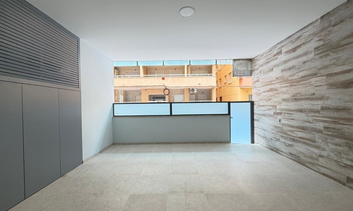 Revânzare - Apartament -
Torrevieja - Playa del Cura