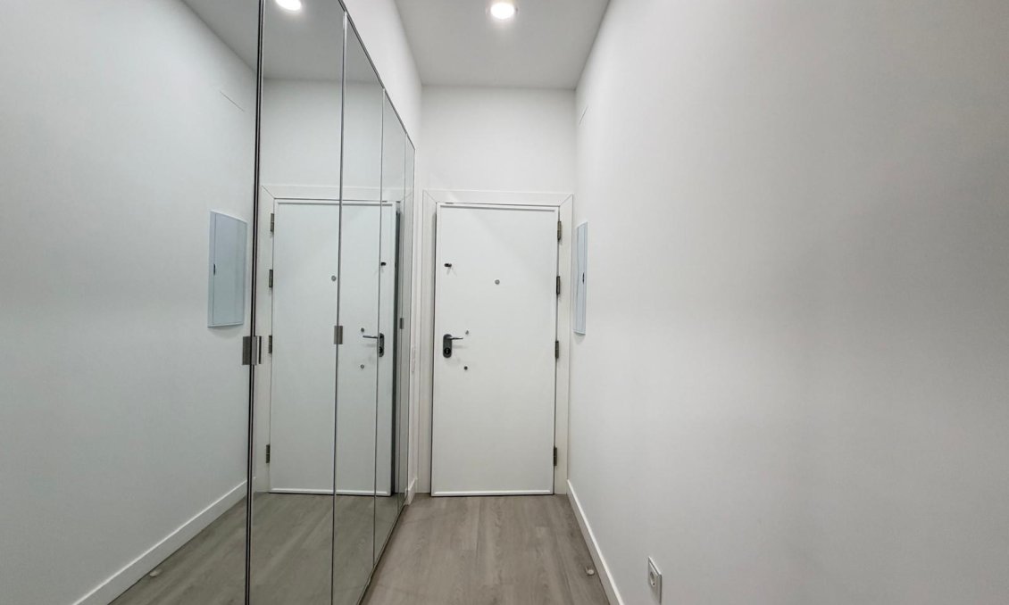 Revânzare - Apartament -
Torrevieja - Playa del Cura