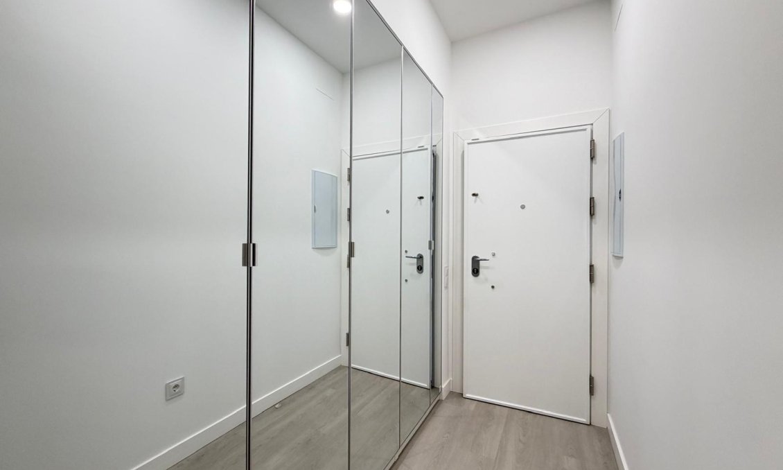 Revânzare - Apartament -
Torrevieja - Playa del Cura