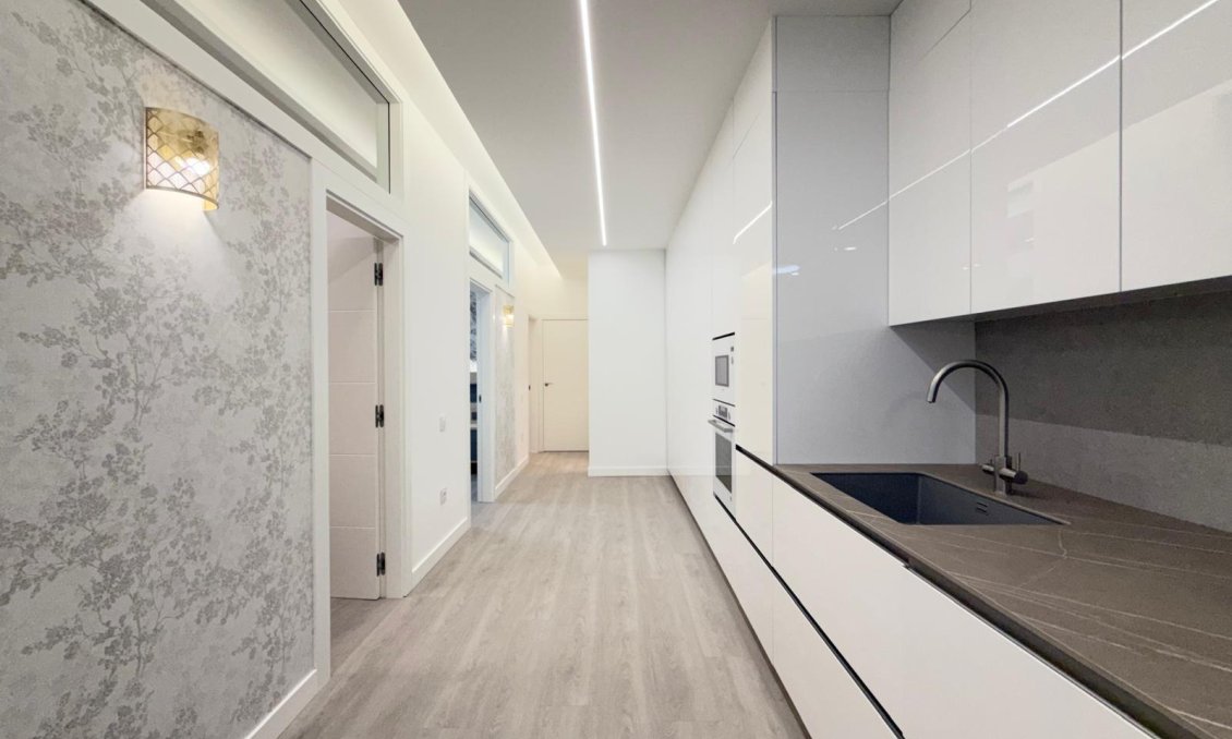 Revânzare - Apartament -
Torrevieja - Playa del Cura