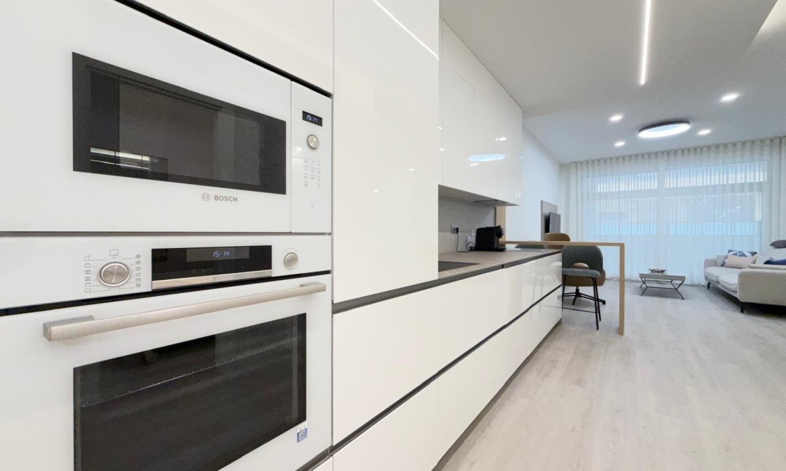 Revânzare - Apartament -
Torrevieja - Playa del Cura