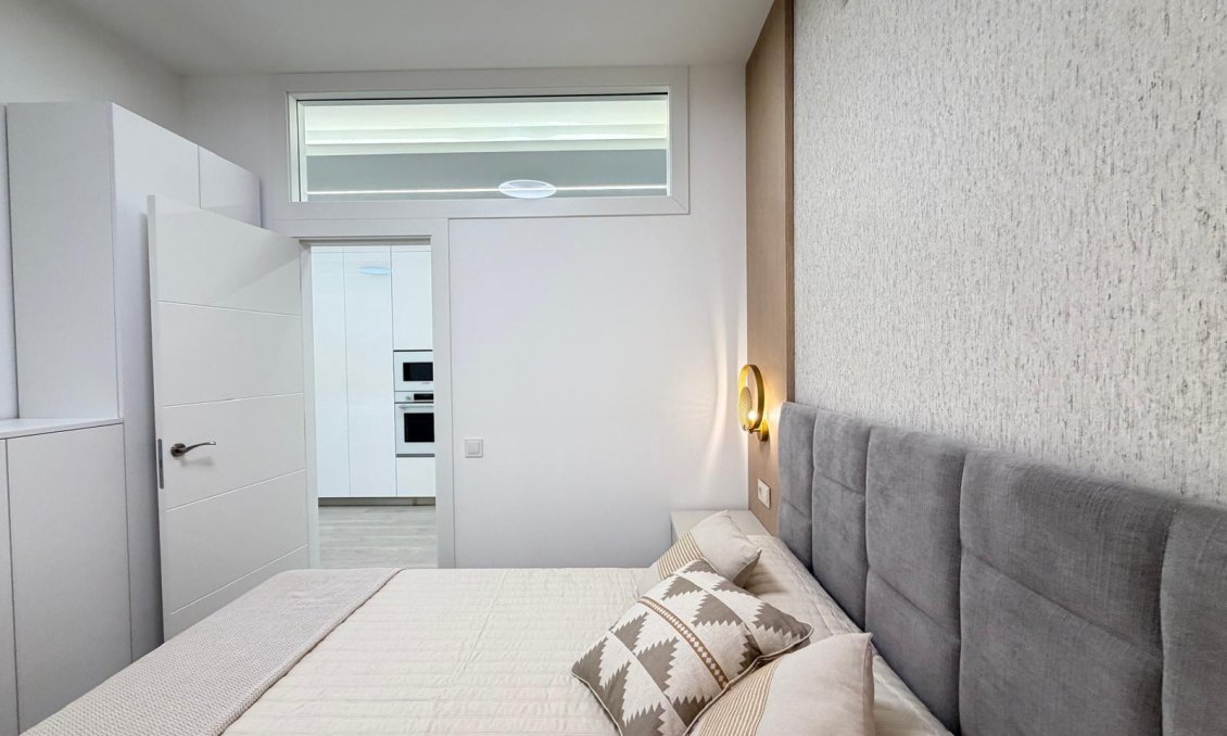 Revânzare - Apartament -
Torrevieja - Playa del Cura