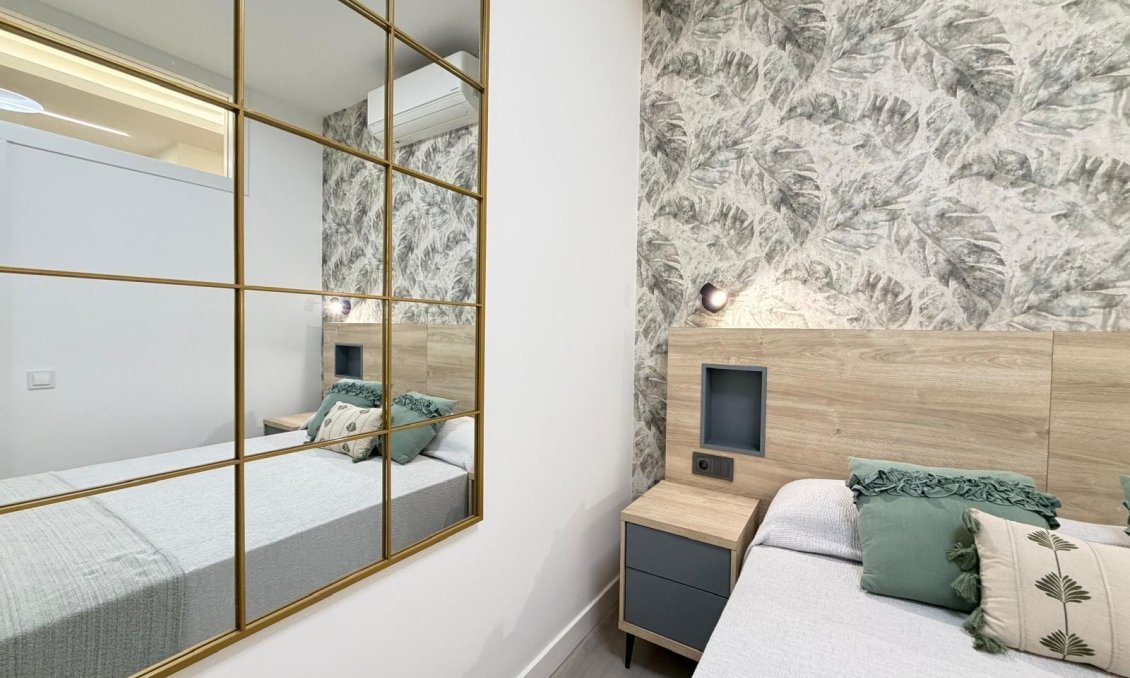 Revânzare - Apartament -
Torrevieja - Playa del Cura