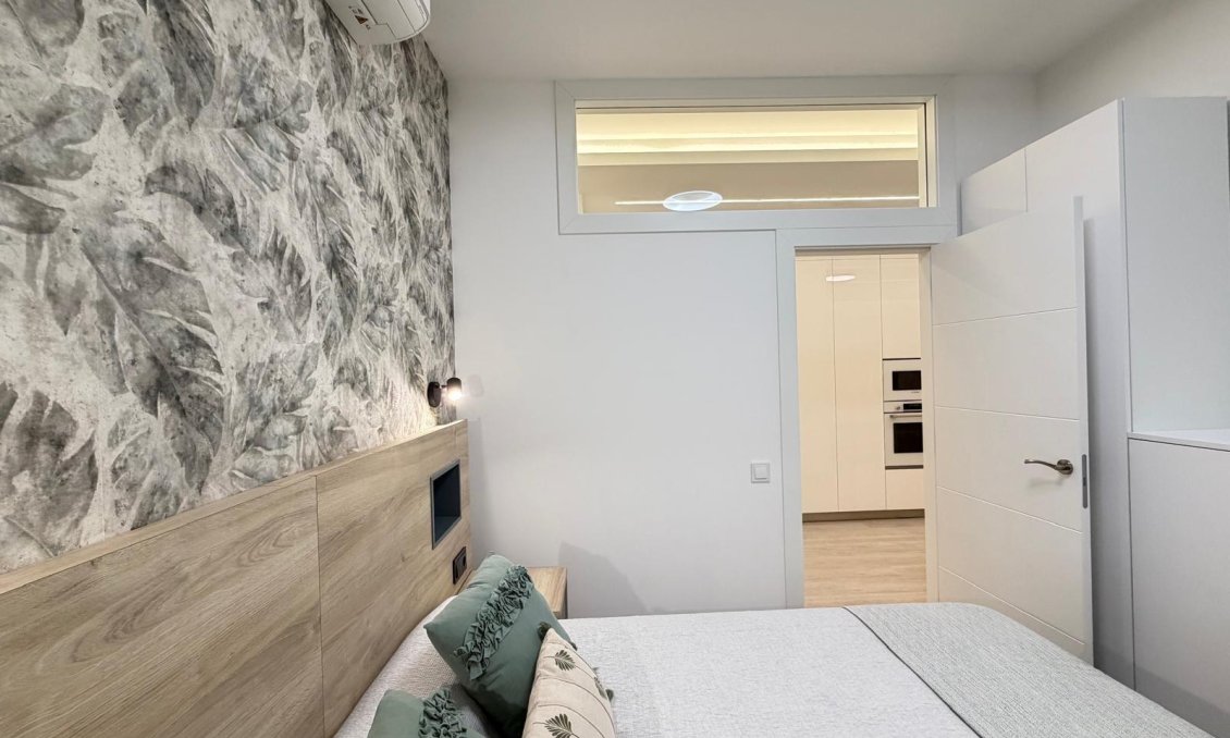 Revânzare - Apartament -
Torrevieja - Playa del Cura