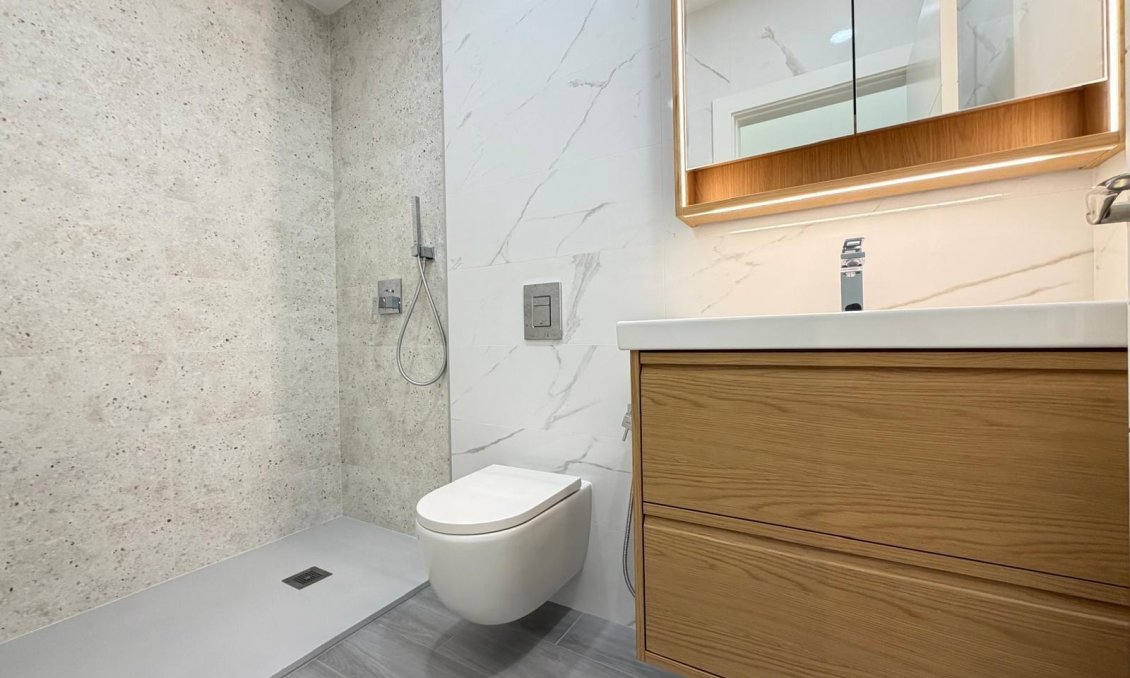 Revânzare - Apartament -
Torrevieja - Playa del Cura