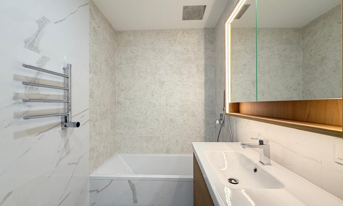 Revânzare - Apartament -
Torrevieja - Playa del Cura