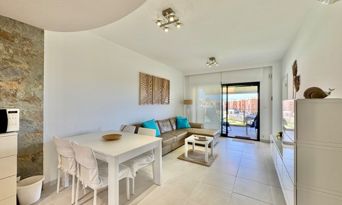 Segunda mano - Apartamento -
Orihuela - Inland