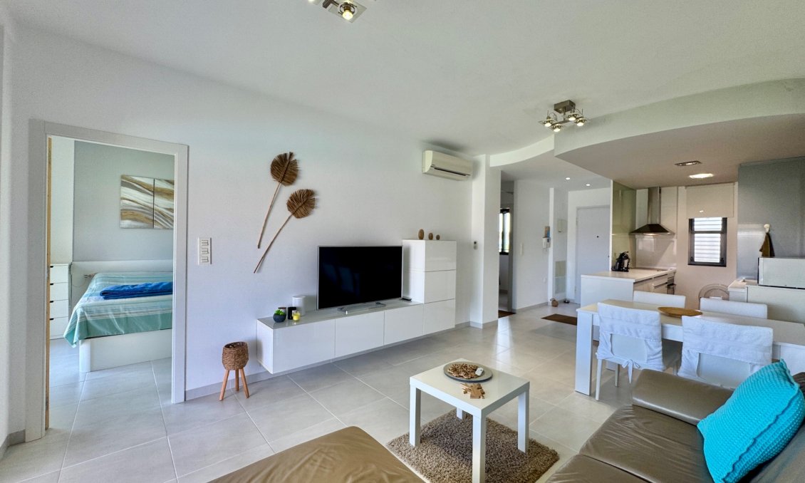 Segunda mano - Apartamento -
Orihuela - Inland