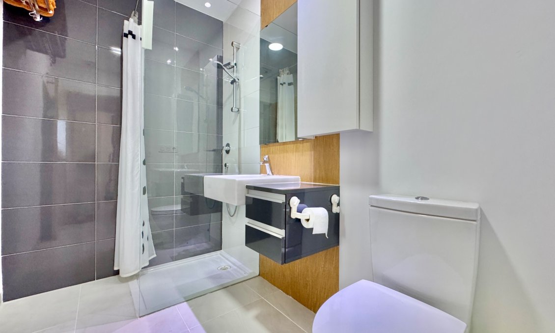 Segunda mano - Apartamento -
Orihuela - Inland
