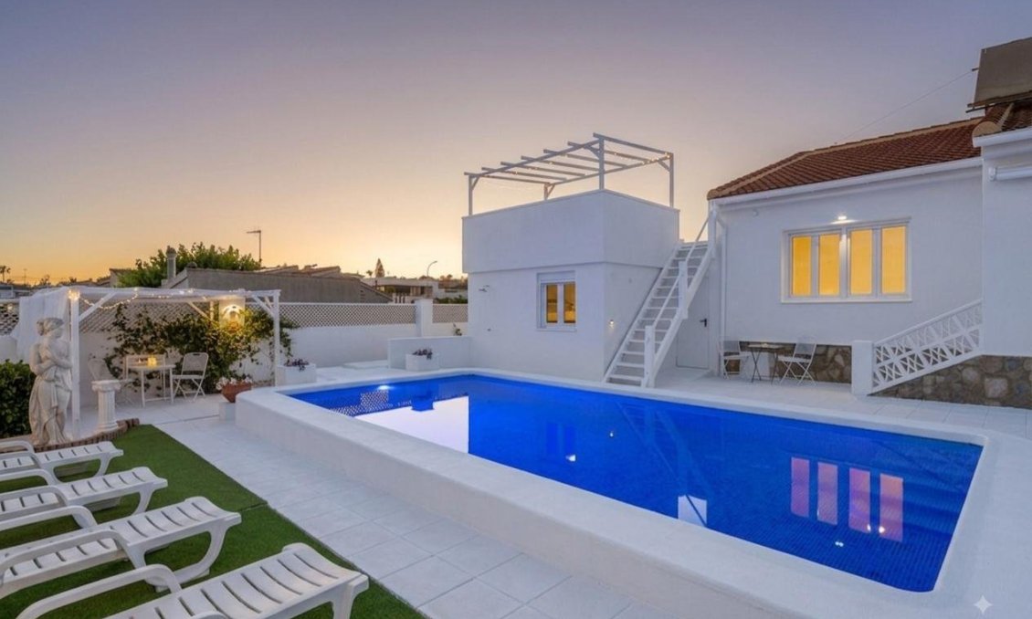 Segunda mano - Villa -
Ciudad Quesada - Costa Blanca