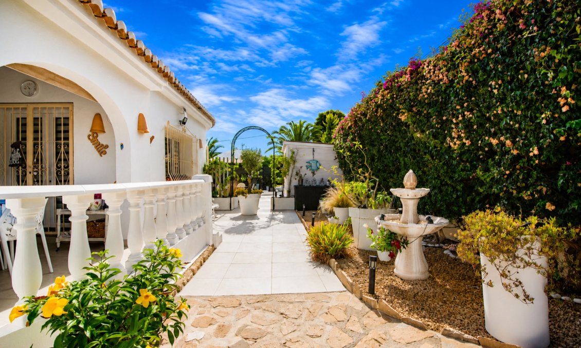 Segunda mano - Villa -
Benissa - Costa Blanca