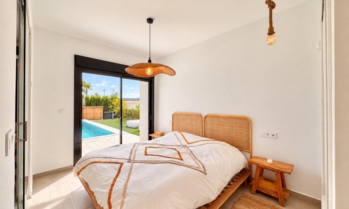 Segunda mano - Villa -
Algorfa - Inland