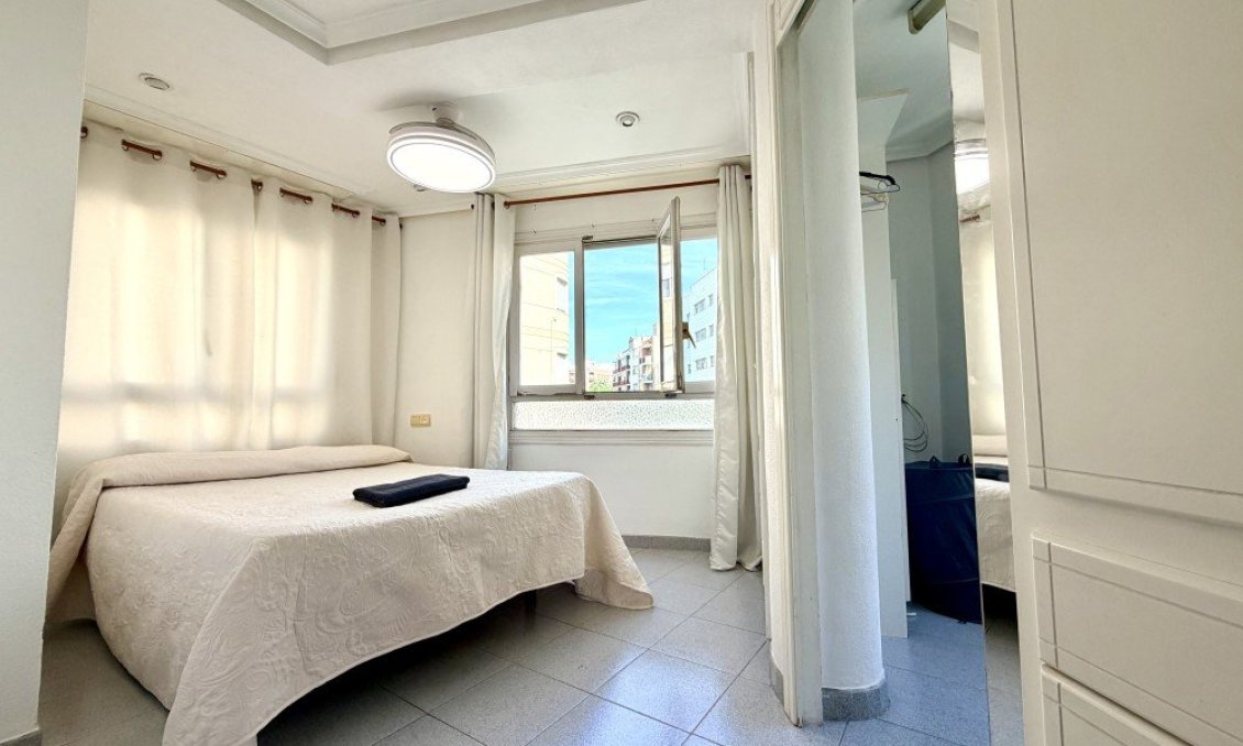 Segunda mano - Apartamento -
Elche - Costa Blanca