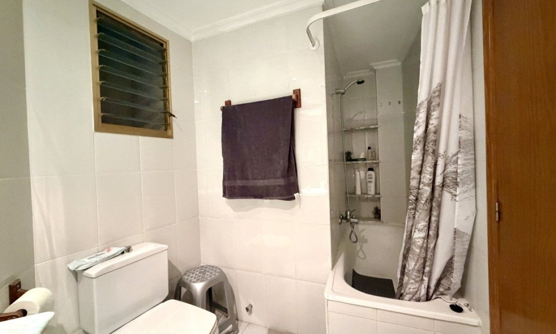 Segunda mano - Apartamento -
Elche - Costa Blanca