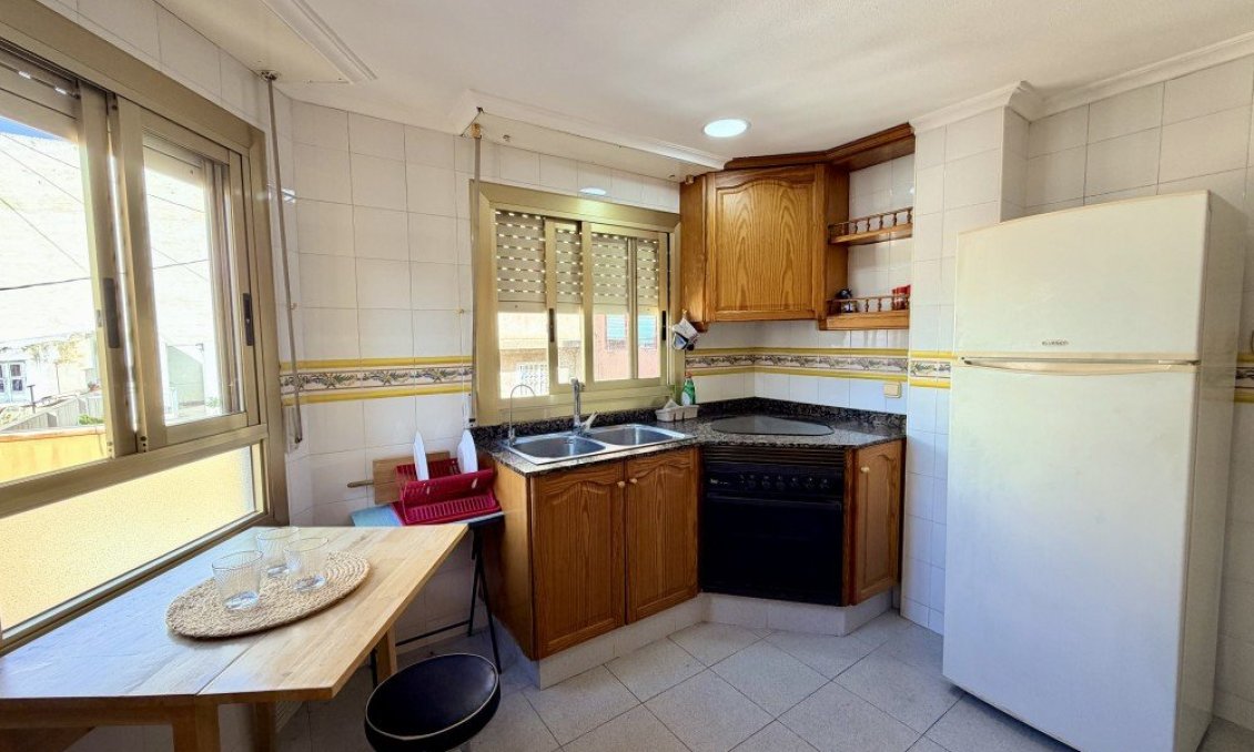 Segunda mano - Apartamento -
Elche - Costa Blanca