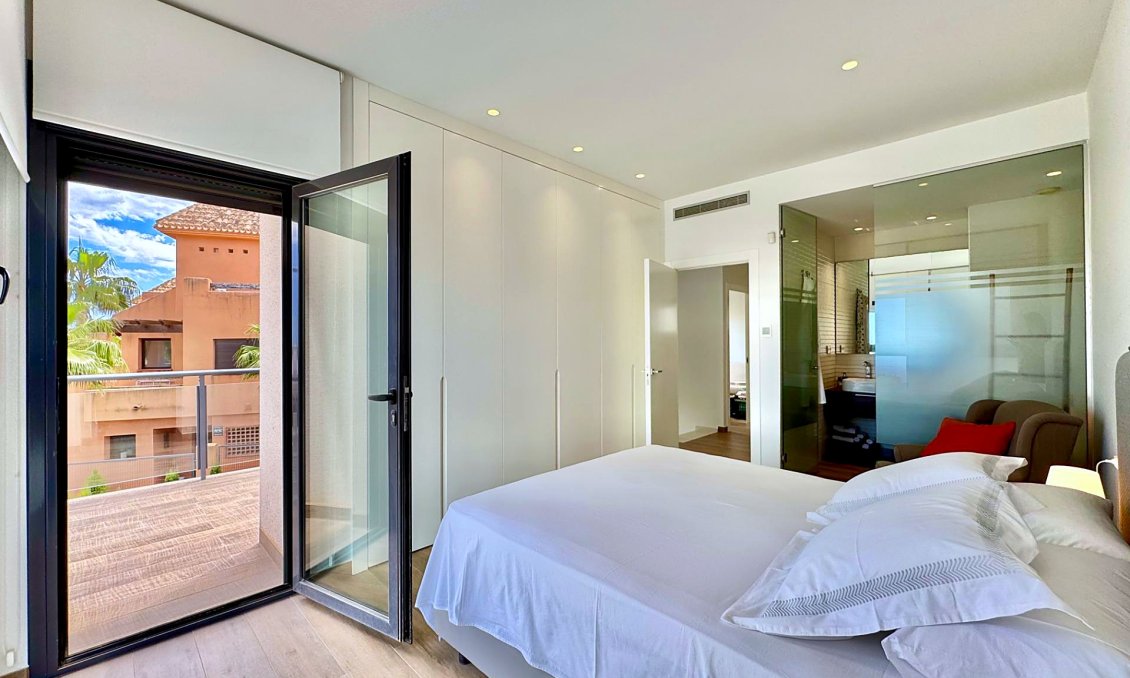 Segunda mano - Villa -
San Miguel de Salinas - Bellavista