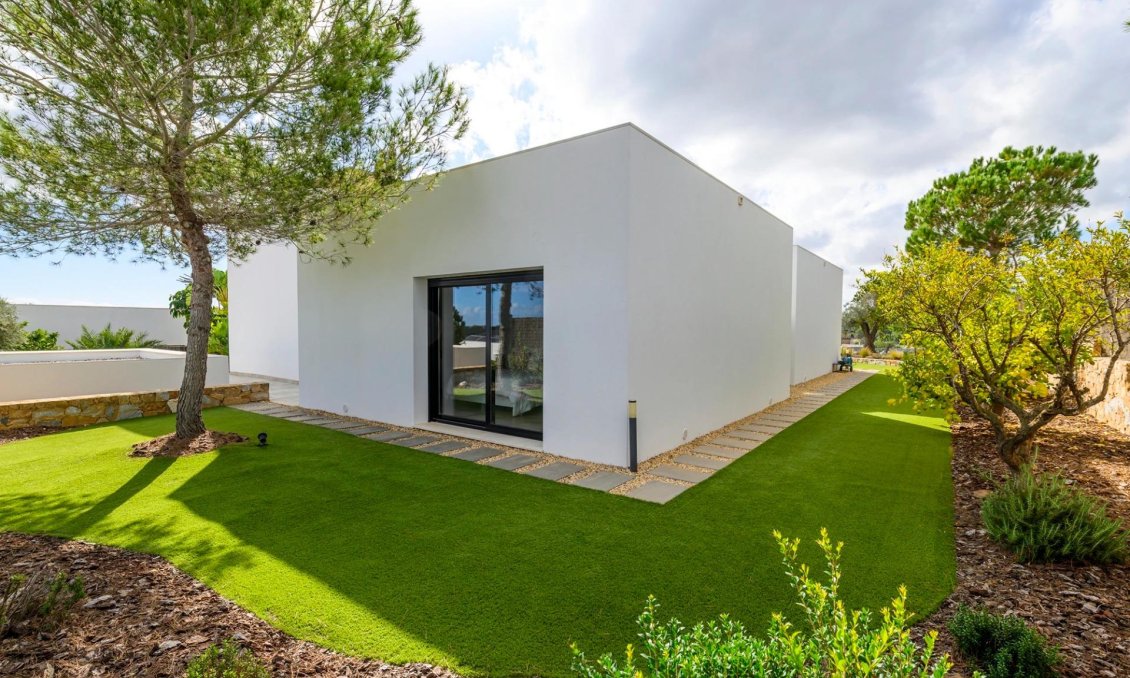 Segunda mano - Villa -
Orihuela - Inland