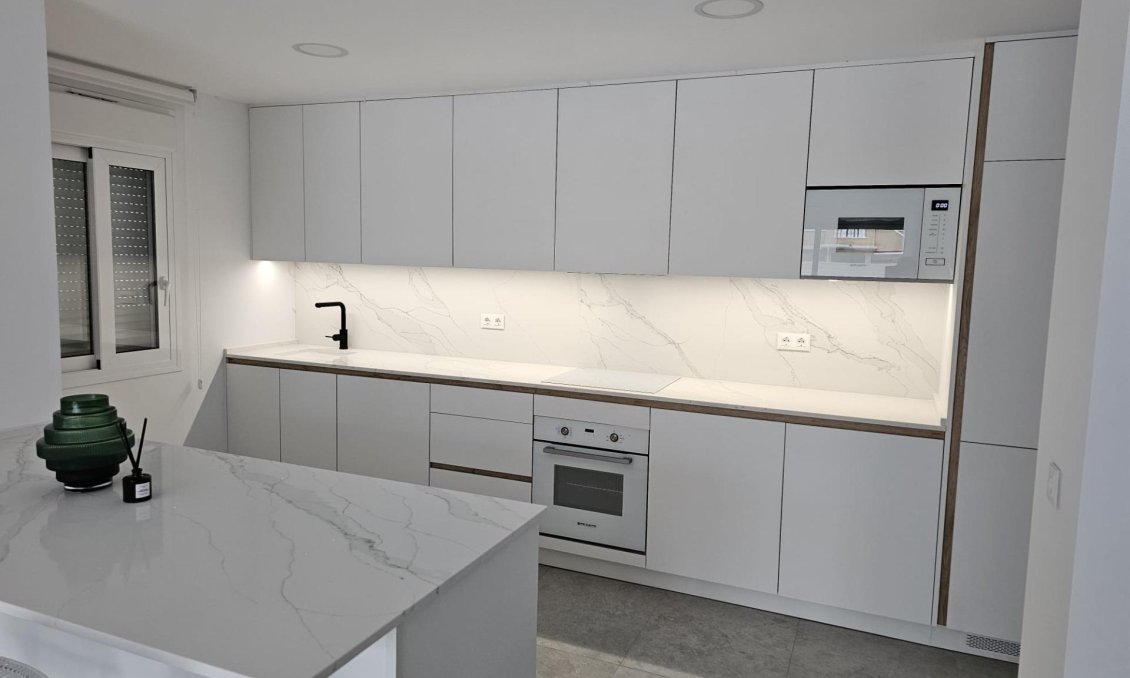 Segunda mano - Apartamento -
Torrevieja - Torreblanca