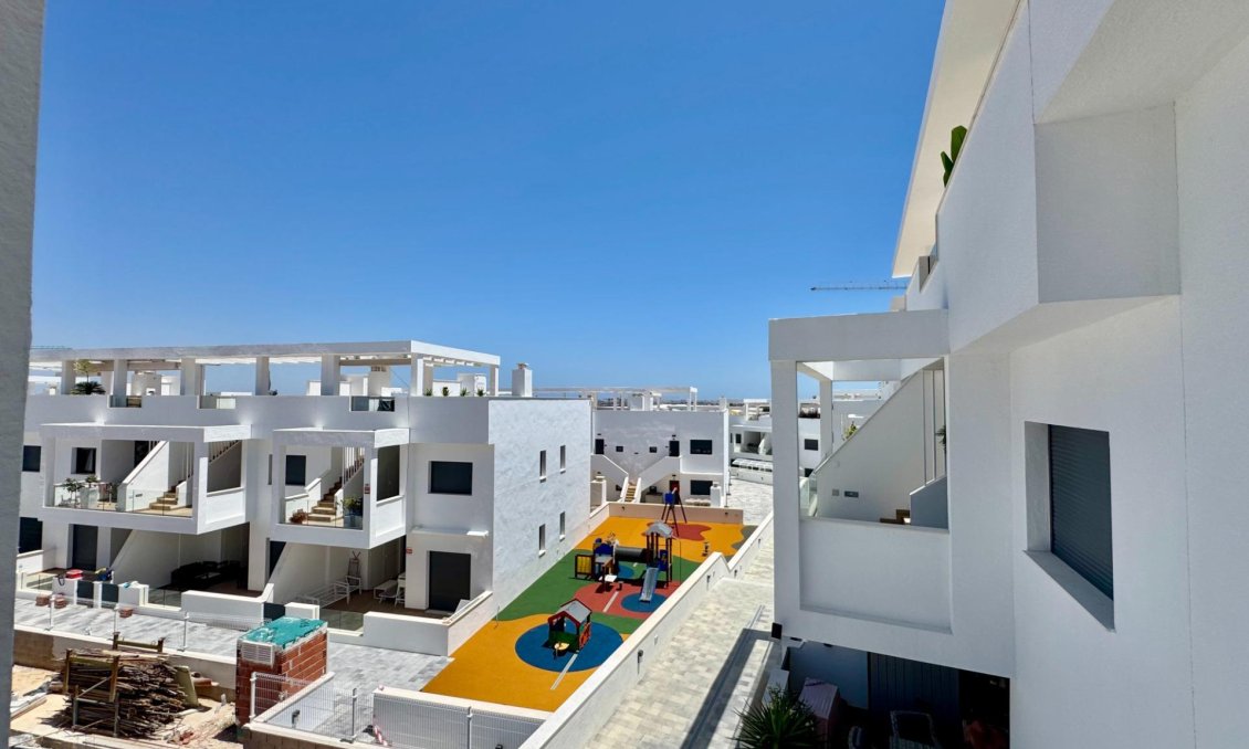 Revânzare - Mansardă -
Torrevieja - Costa Blanca