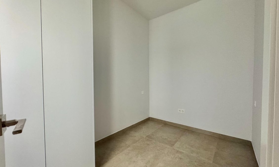 Segunda mano - Apartamento -
Torrevieja - Habaneras