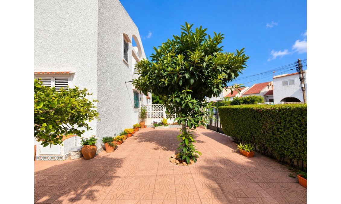 Revânzare - Casă înșiruită -
Torrevieja - Costa Blanca