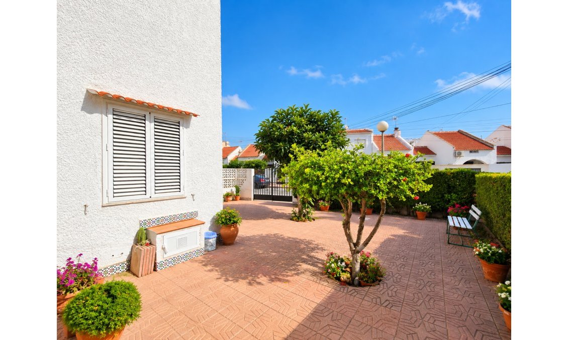 Revânzare - Casă înșiruită -
Torrevieja - Costa Blanca