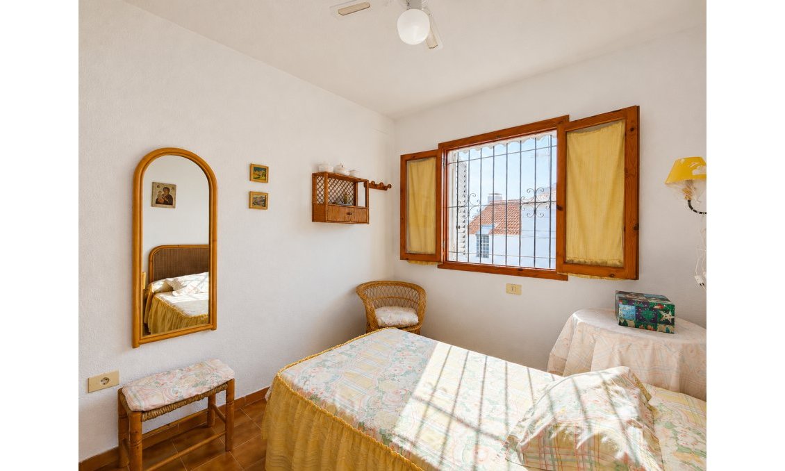 Revânzare - Casă înșiruită -
Torrevieja - Costa Blanca