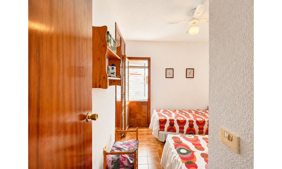 Revânzare - Casă înșiruită -
Torrevieja - Costa Blanca