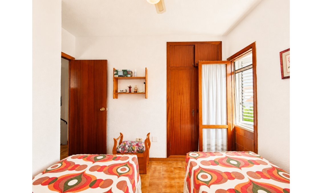 Revânzare - Casă înșiruită -
Torrevieja - Costa Blanca