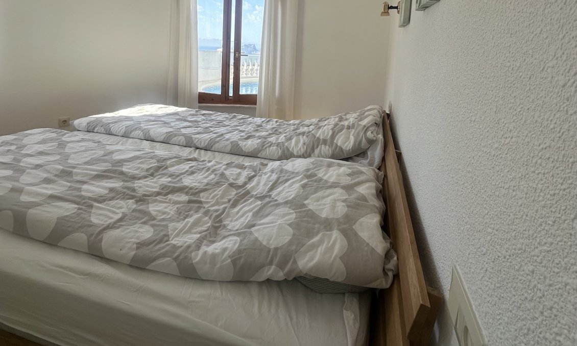 Segunda mano - Villa -
Cumbre del Sol - Costa Blanca