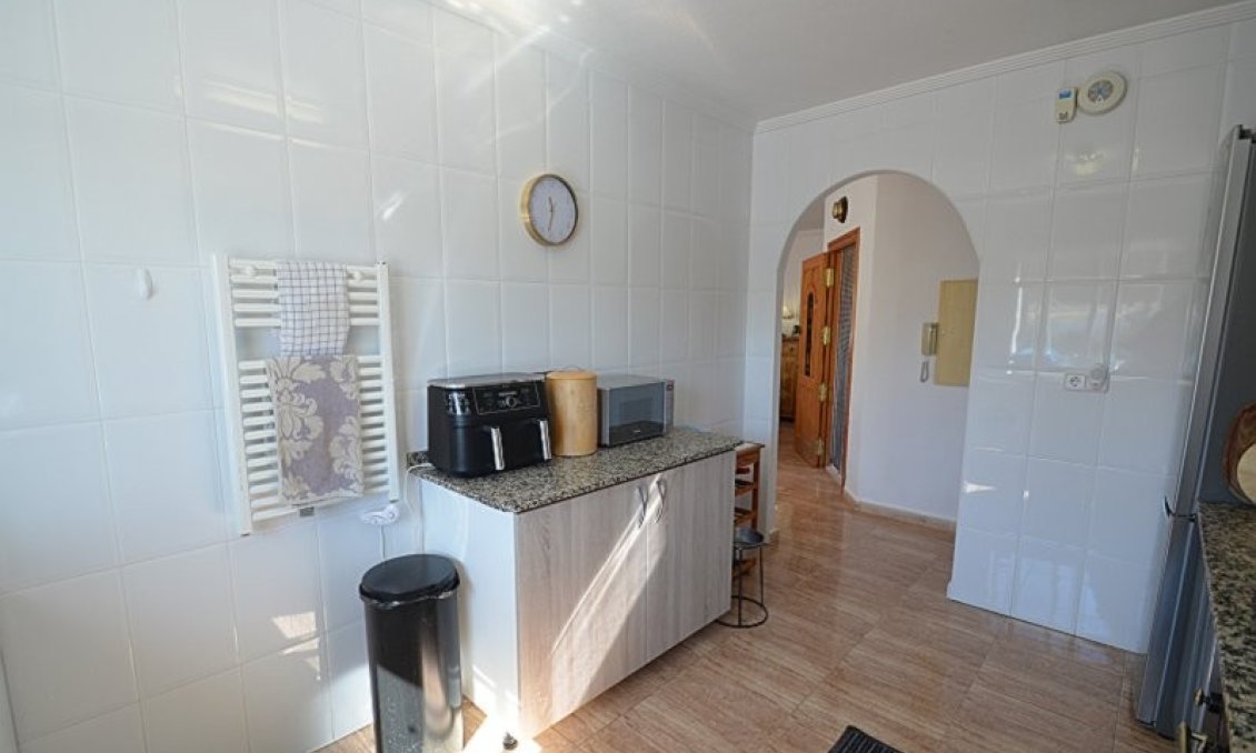 Segunda mano - Villa -
Campos del Río - Inland