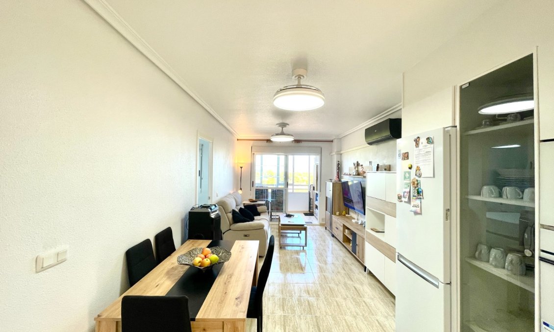 Segunda mano - Apartamento -
La Siesta - Costa Blanca