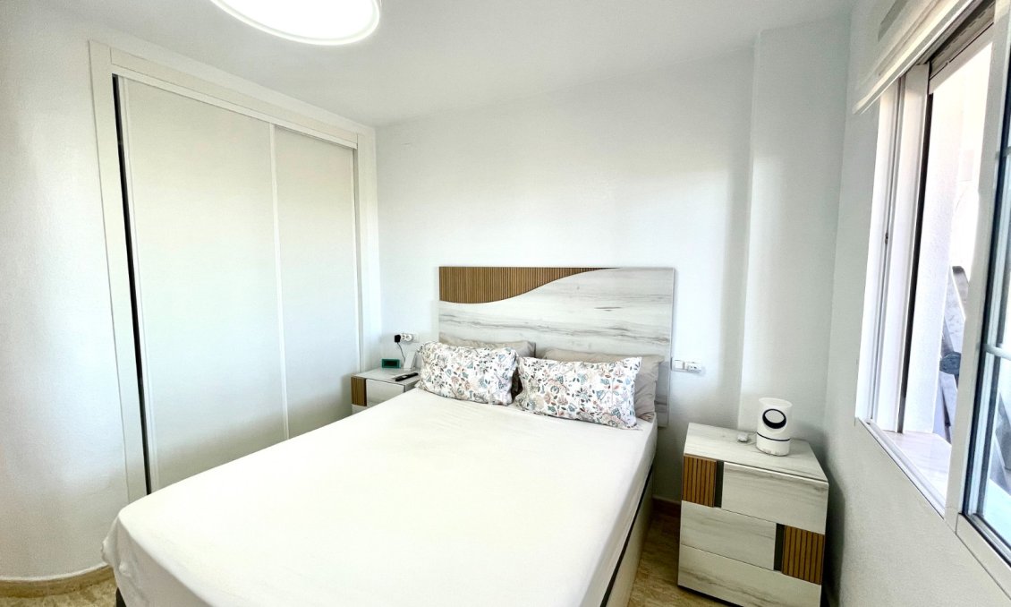 Segunda mano - Apartamento -
La Siesta - Costa Blanca