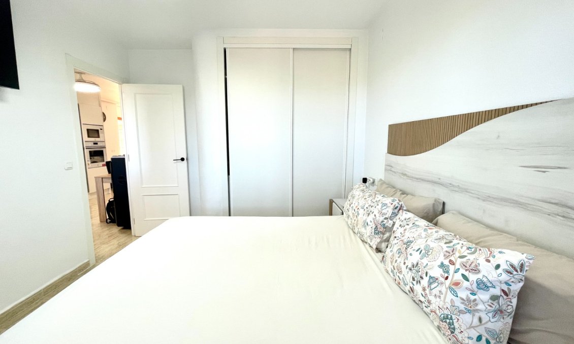 Segunda mano - Apartamento -
La Siesta - Costa Blanca
