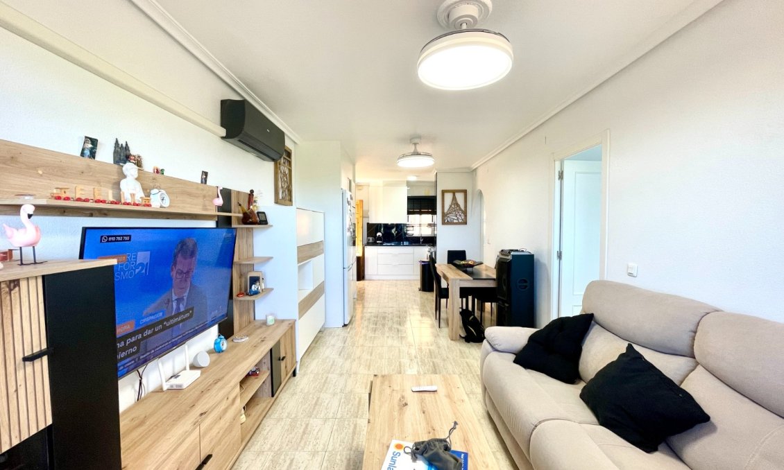Segunda mano - Apartamento -
La Siesta - Costa Blanca